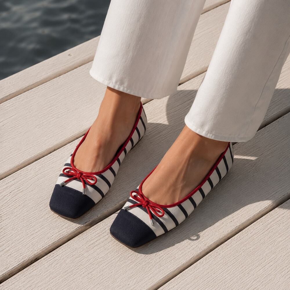 Vionic Klara Slip On Flat Size 12 Coastal Nautical Preppy Summer Comfort